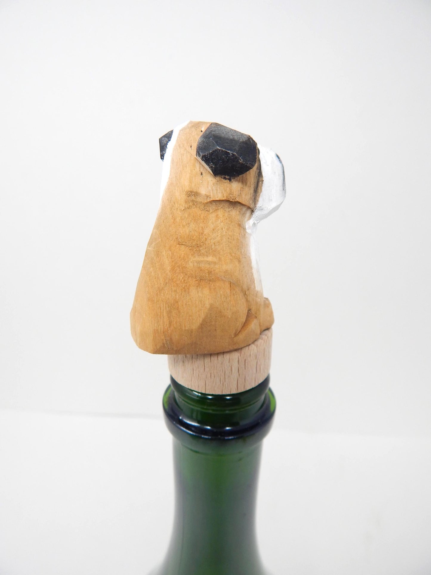 Hand-Carved Wooden Bulldog Wine Stopper – Rustic Bottle Plug