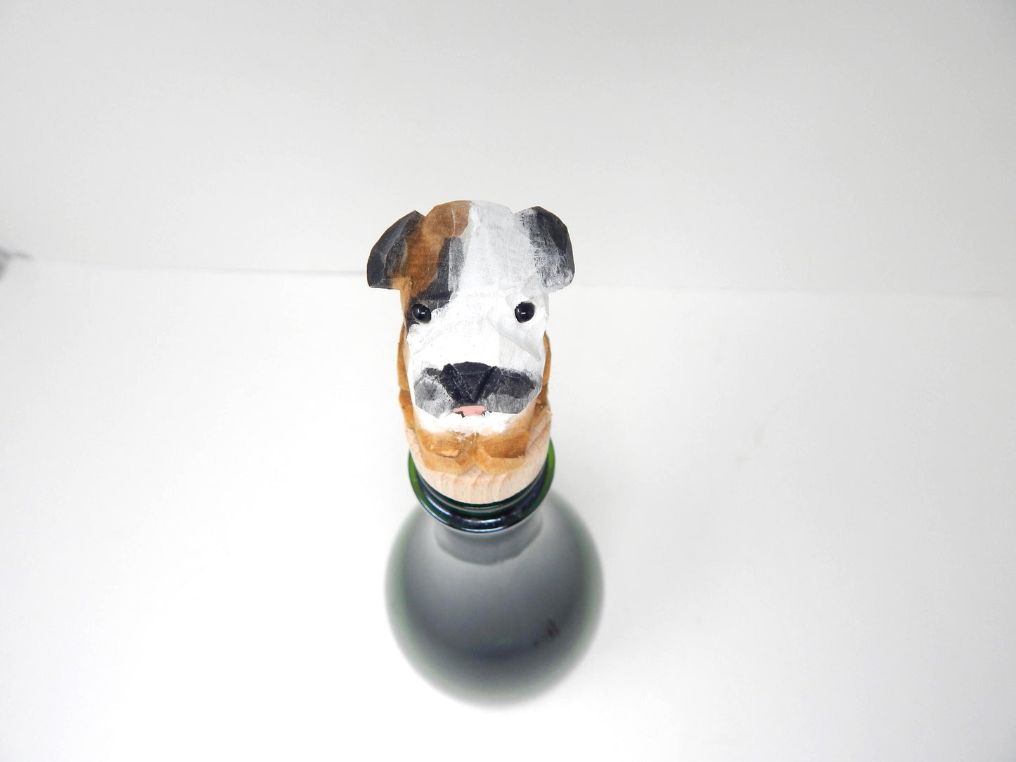 Hand-Carved Wooden Bulldog Wine Stopper – Rustic Bottle Plug